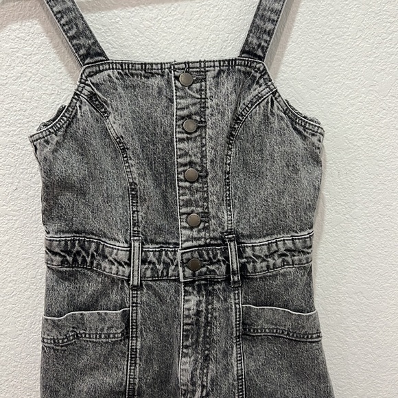 Black Washed Denim jumpsuit size 4 - Picture 2 of 8
